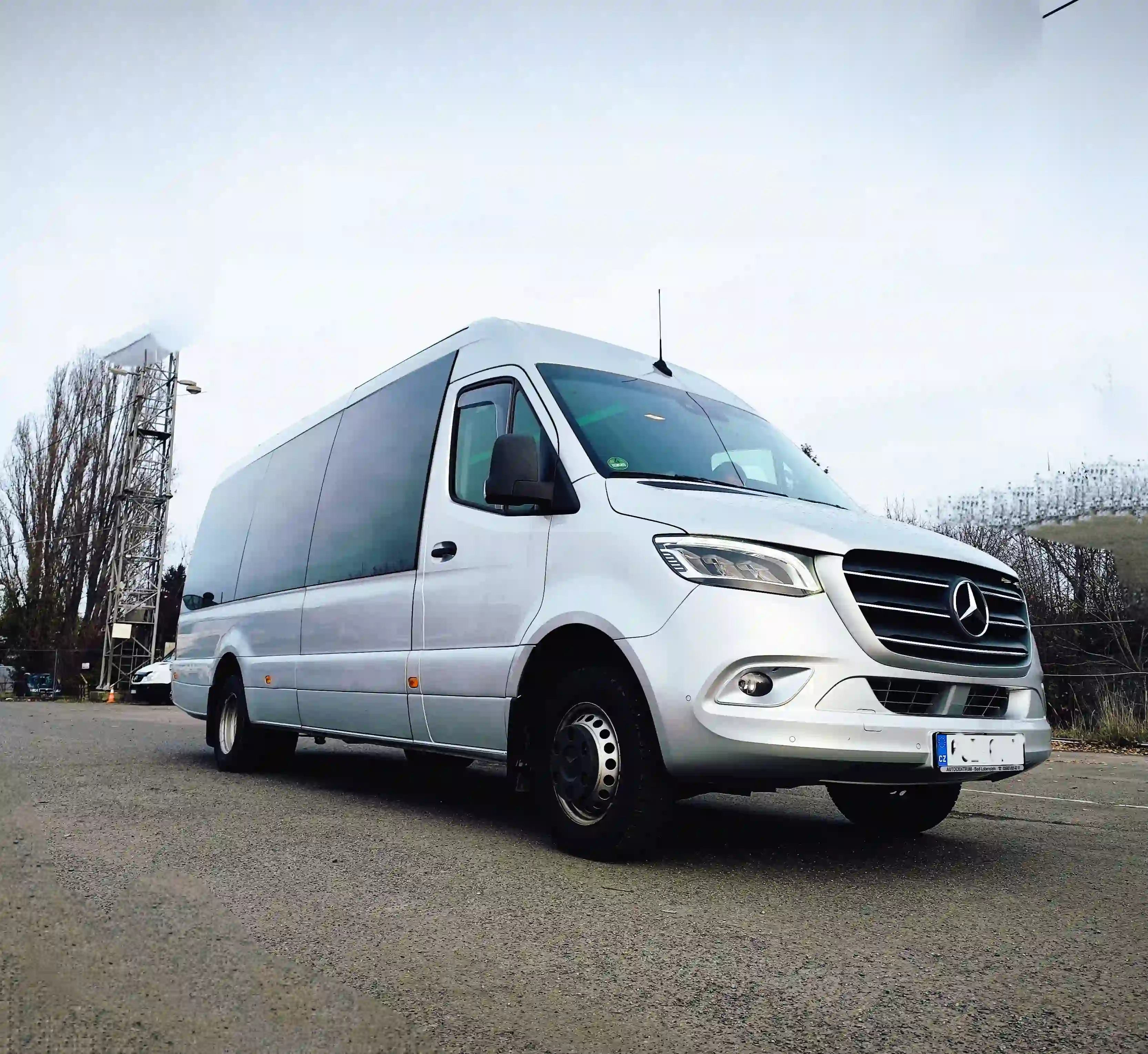 Автобус для поездок по Европе